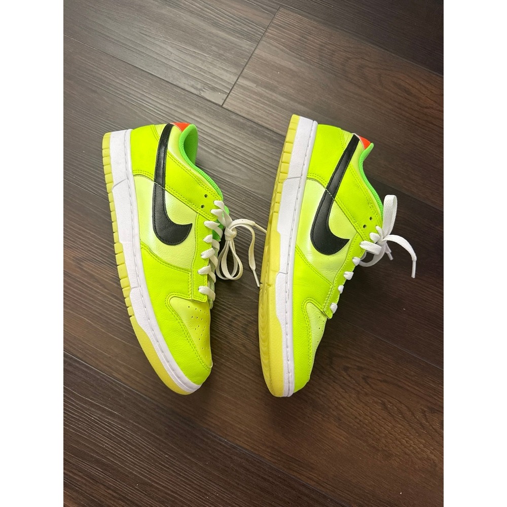 Nike Dunk Low - Picture 6 of 7